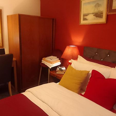 Ideal Home & Cottage Inviting 4 Bedroom Apartments Walsall Eksteriør bilde